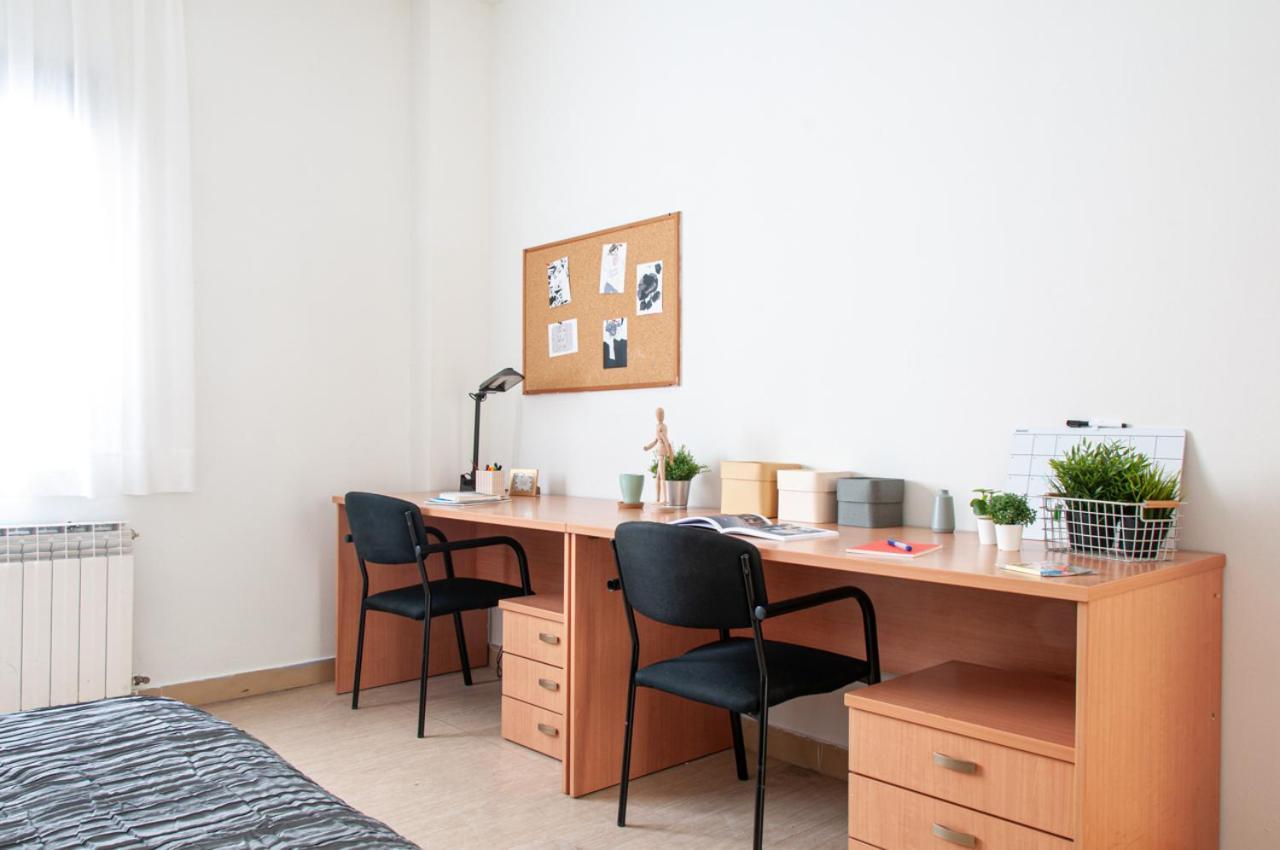 Residencia Universitaria Resa Sant Jordi Tarragona Exteriör bild